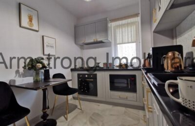 Apartament lux 3 camere Decebal adiacent - 340.000 EUR - Piața Unirii, București - 2 camere
