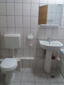 PROPRIETAR, ofer spre inchiriere Garsoniera BARBU VACARESCU