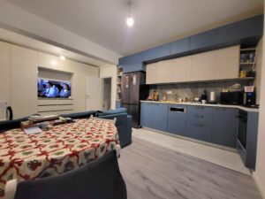 Apartament 3 camere zona Titan