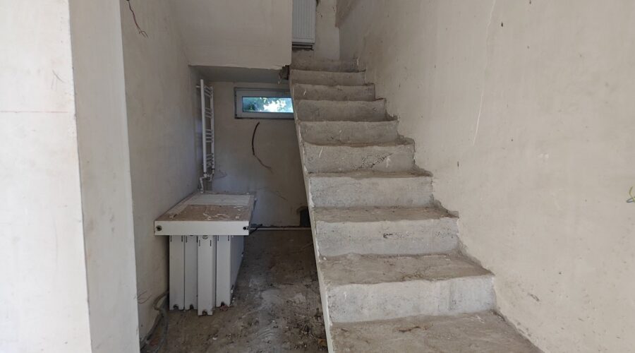 Vând casă 4 camere mogosoia stadiu gri – fotografia 5