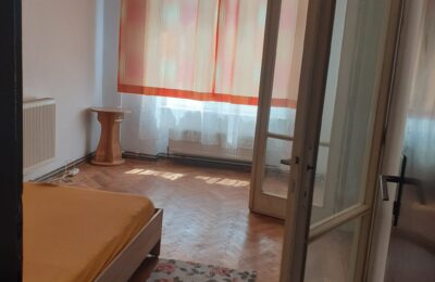 Apartament 2 camere de vânzare Brașov, Cartier Tractorul, str. Octavian Goga