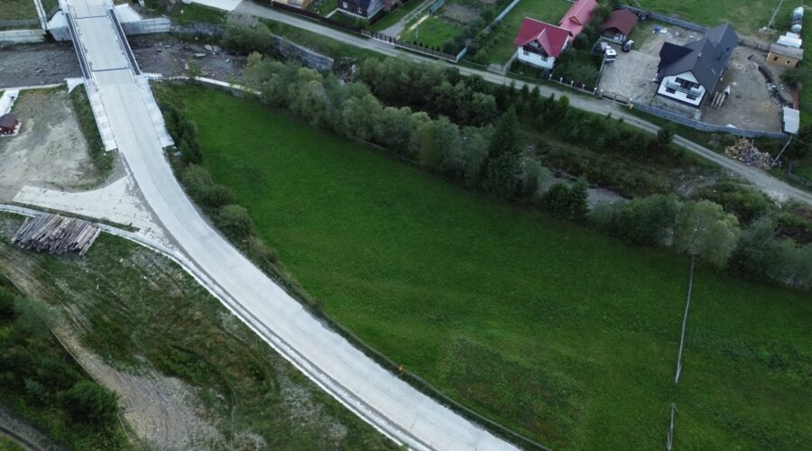 Teren intravilan cu deschidere la DJ 176 – fotografia 3