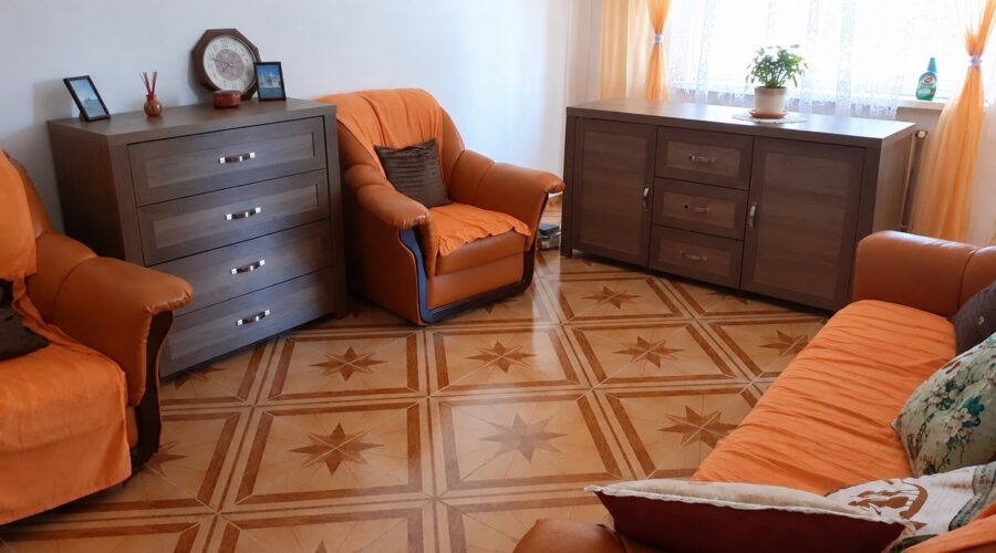 Apartament 3 camere, et.2, str. Podgoriilor, Tulcea – fotografia 1