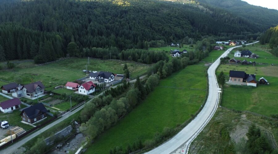 Teren intravilan cu deschidere la DJ 176 – fotografia 1